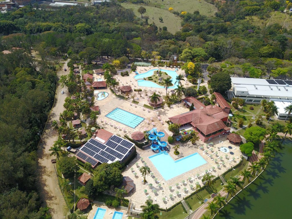 1576085890536-scaled